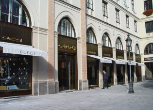 GUCCI · München, Maximilianstraße · 2008