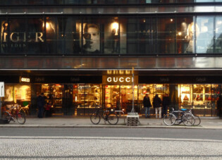 GUCCI · Berlin, Friedrichstraße (Galeries Lafayette) · 2011